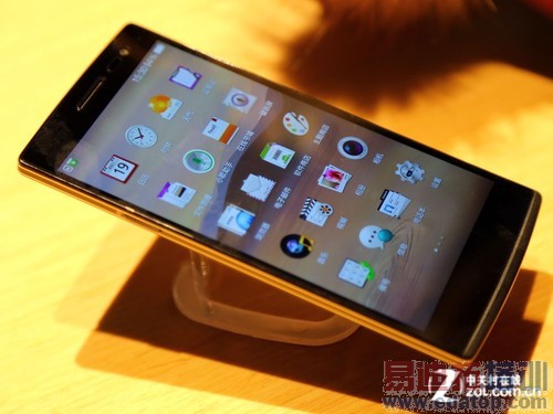 OPPO Find 7ͼֱо