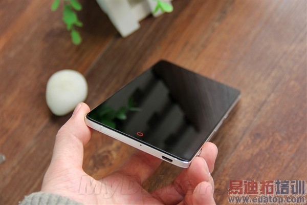 nubia Z7ͼͣ3456Ԫǿ