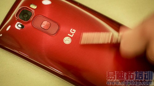 LG G Flex 2-9