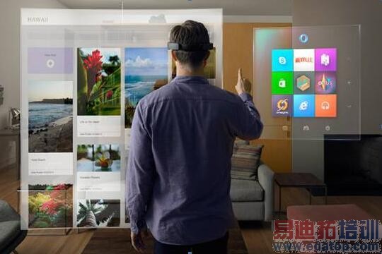 ΢CEOɵѺHoloLens Win 10ŵڶ