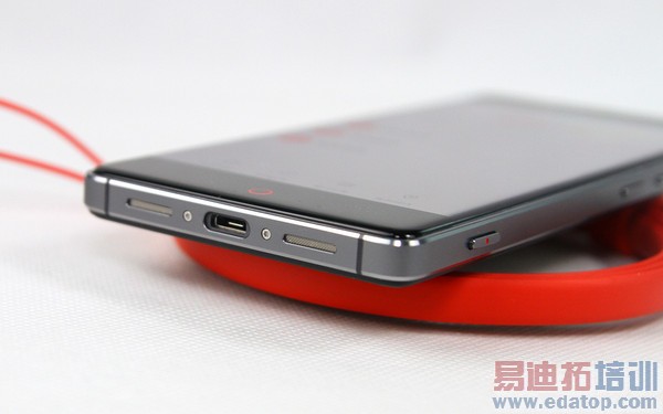 ȫ׿ޱ߿ֻ nubia Z918ͼ